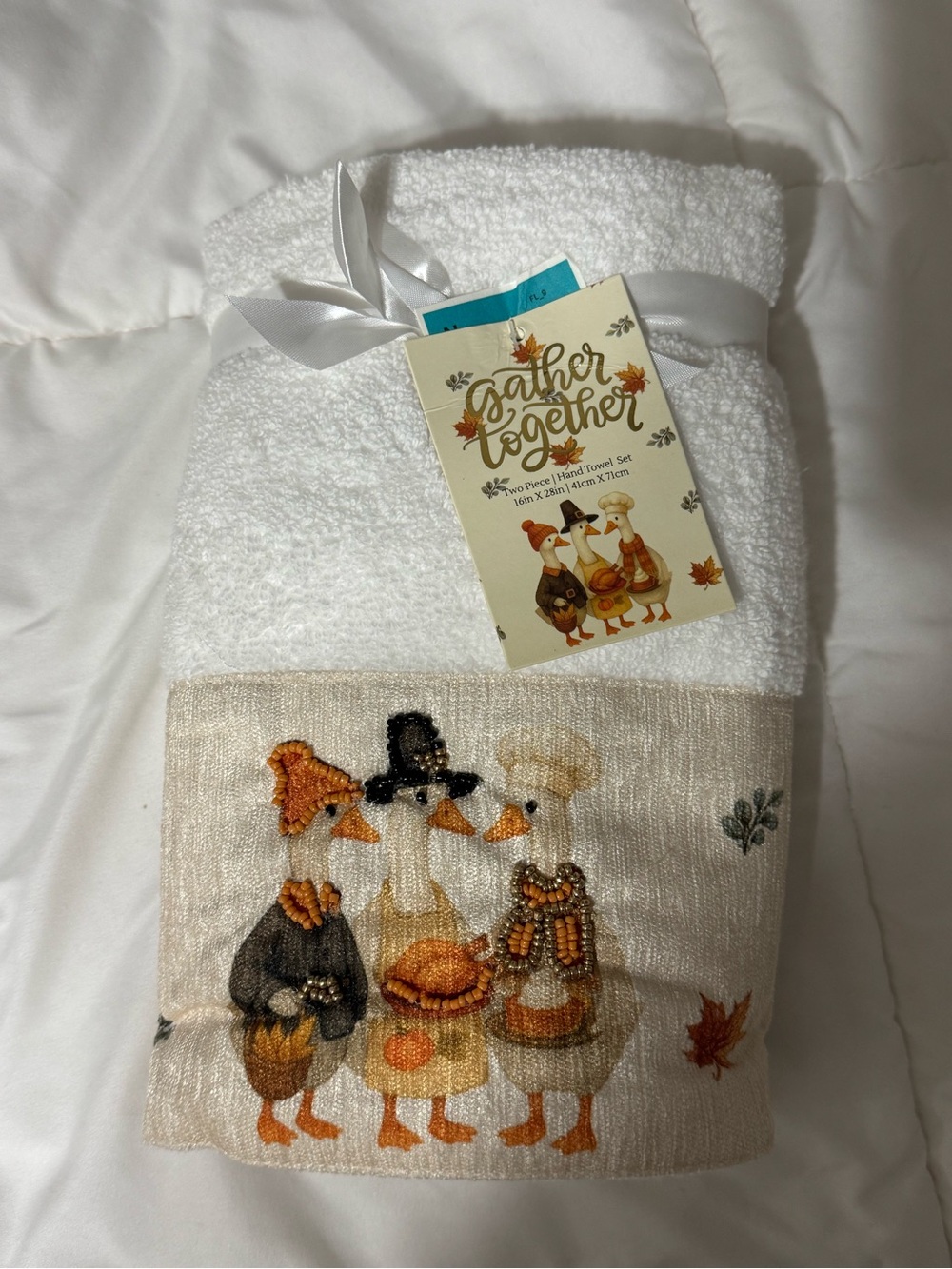 Gather Together Goose Hand Towel Set